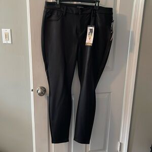 Liverpool high rise leggings